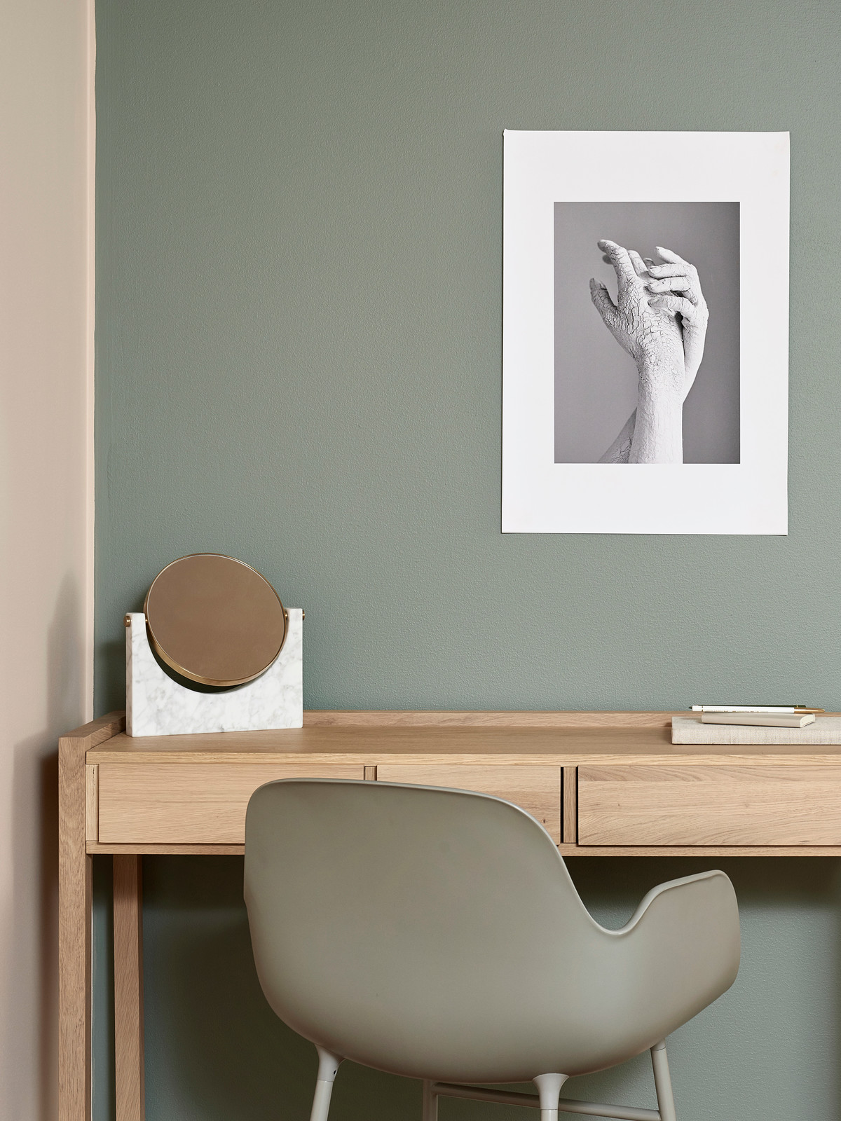 Краски Tikkurila для рабочих мест