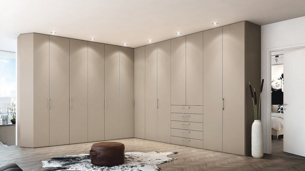 распашные шкафы