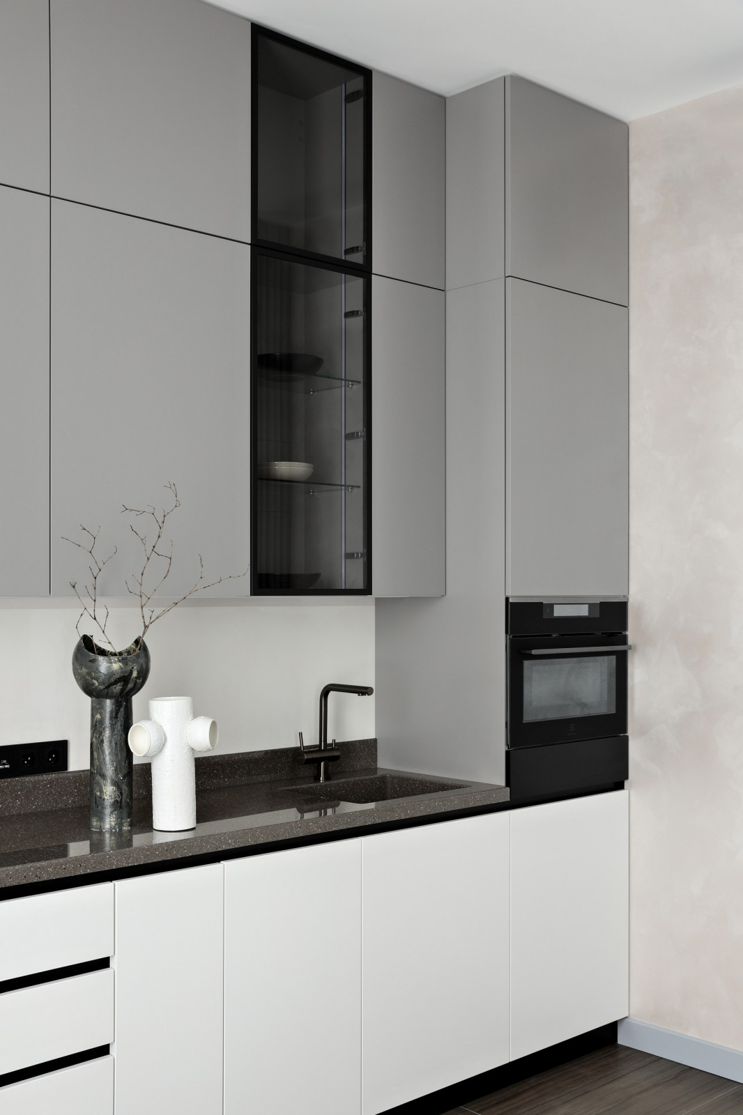 ИЗЯЩНЫЙ АНДЕГРАУНД