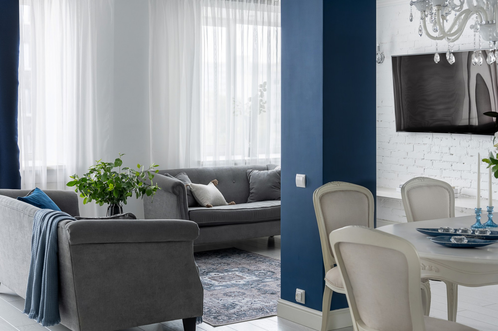 БЕЛОСНЕЖНАЯ ОПОЧИВАЛЬНЯ