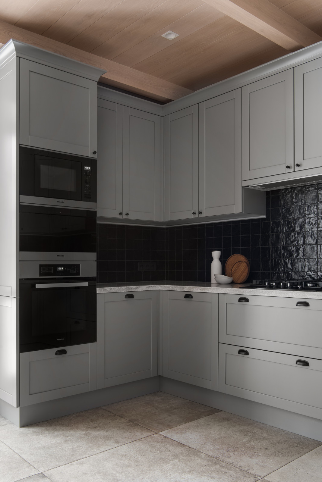 Houzz тур: Современная дача в монохромной гамме