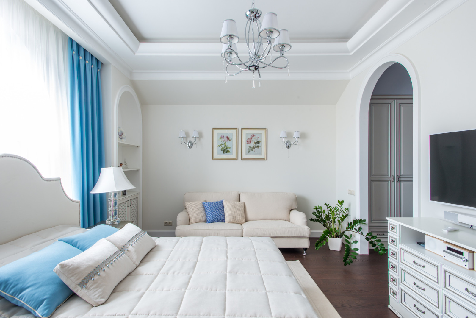 Дом в посёлке Ново-Луговая, дизайнер Аждар Атакишиев