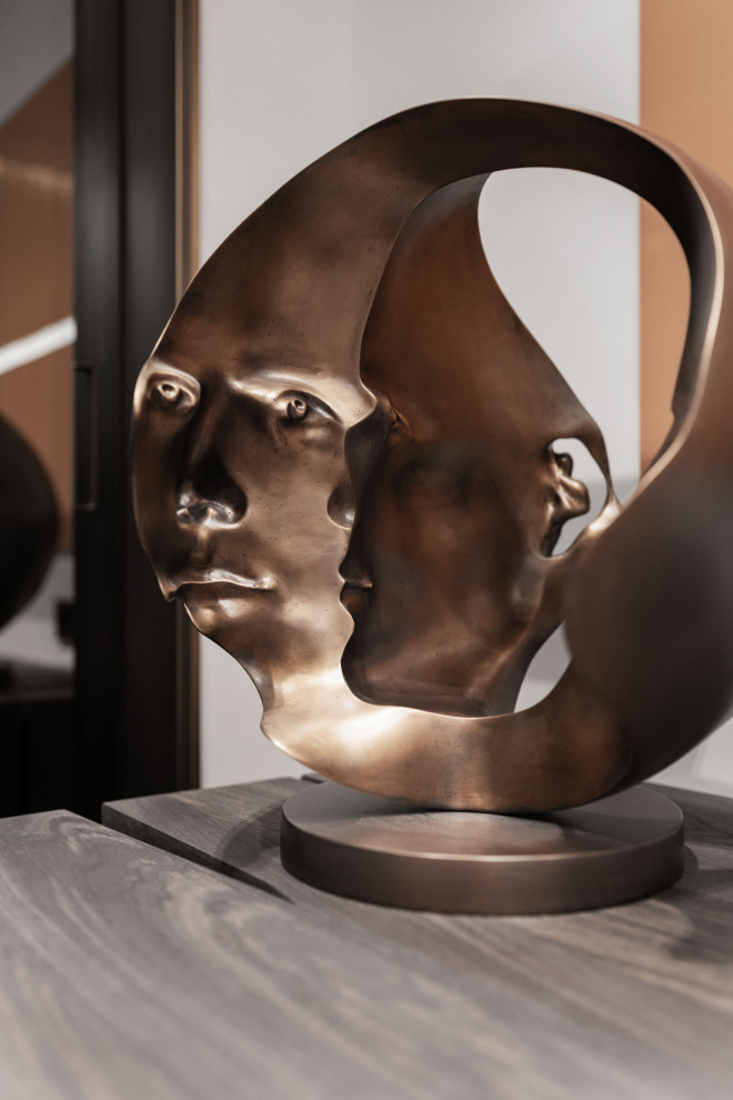 Triumph: eclectic style of stones & metals