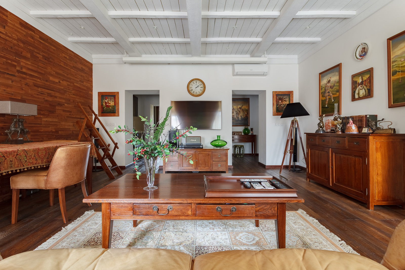 Московская двухкомнатная квартира