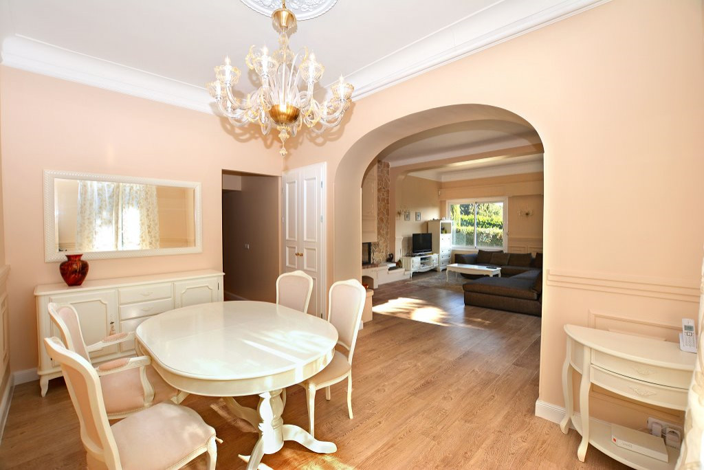 Вилла на южном побережье Франции