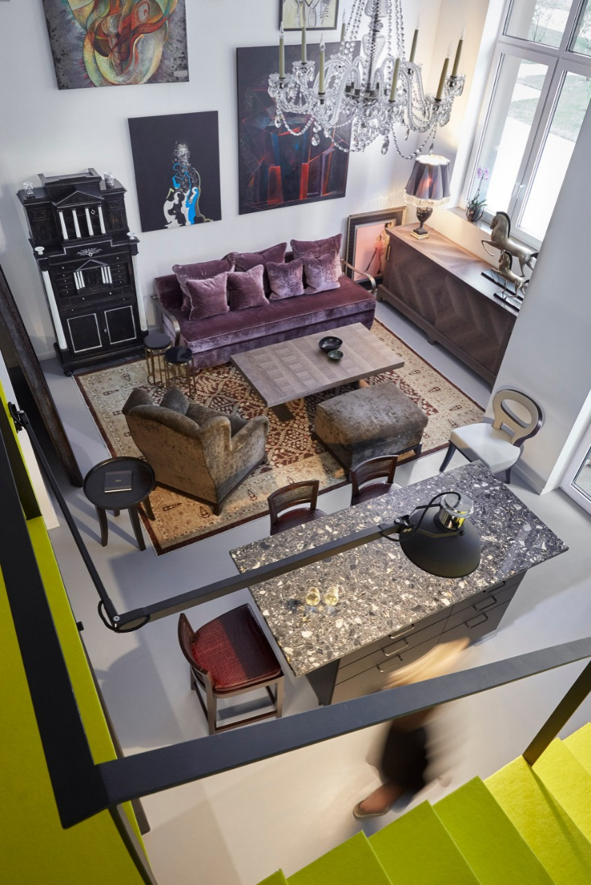 Обложка проекта: СТУДИЯ С АНТРЕСОЛЬЮ В МОСКВЕ