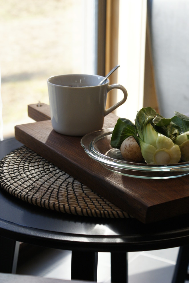 Сервировка на дубовых досках