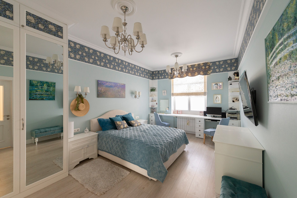 Pre-Raphaelite Appartment