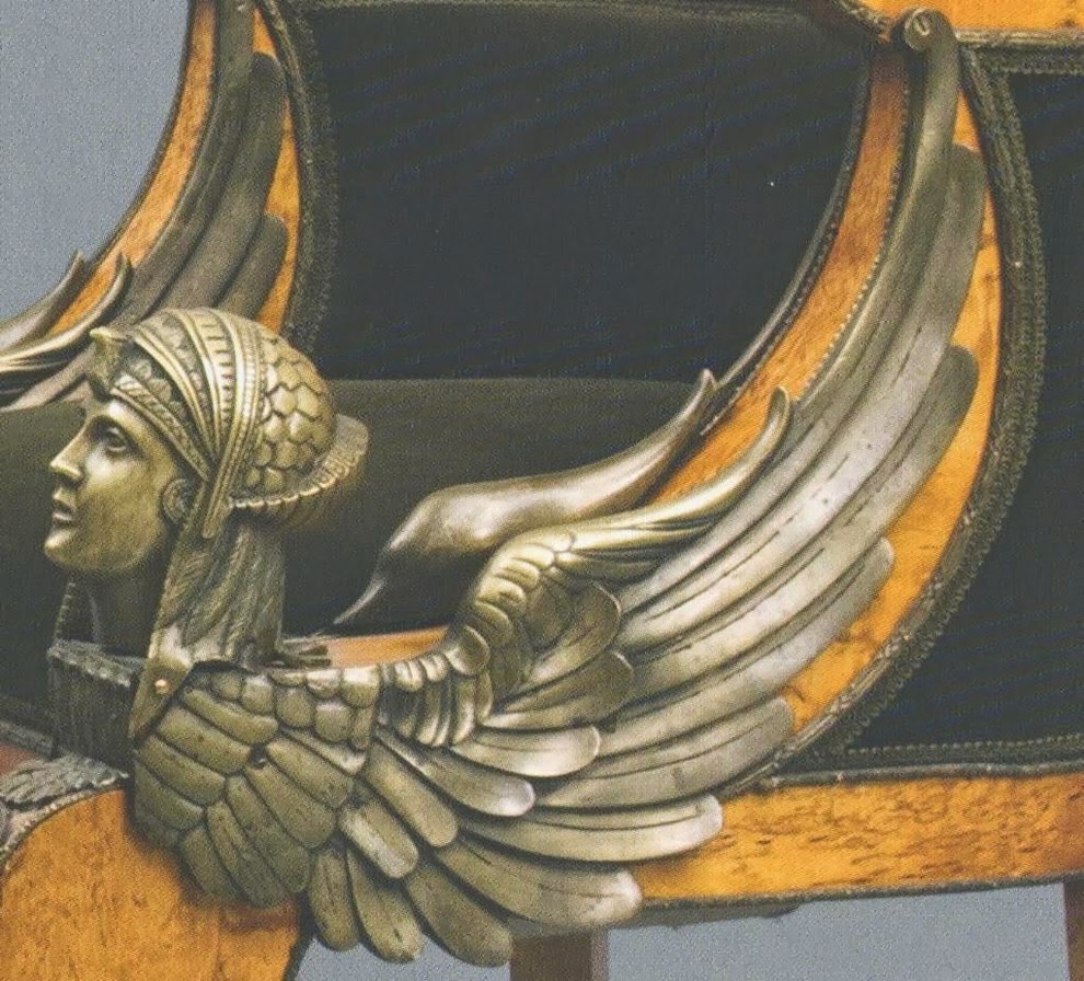 Обложка проекта: Кресло с декоративными деталями и элементами из бронзы