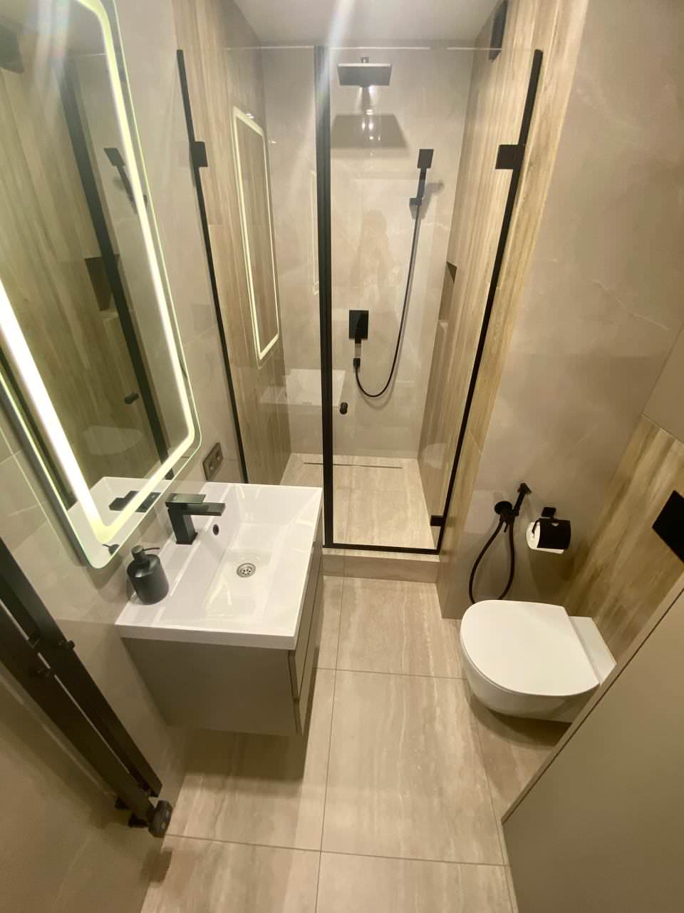 Проект трехкомнатной квартиры в Саратове. Реализация за 6 млн.