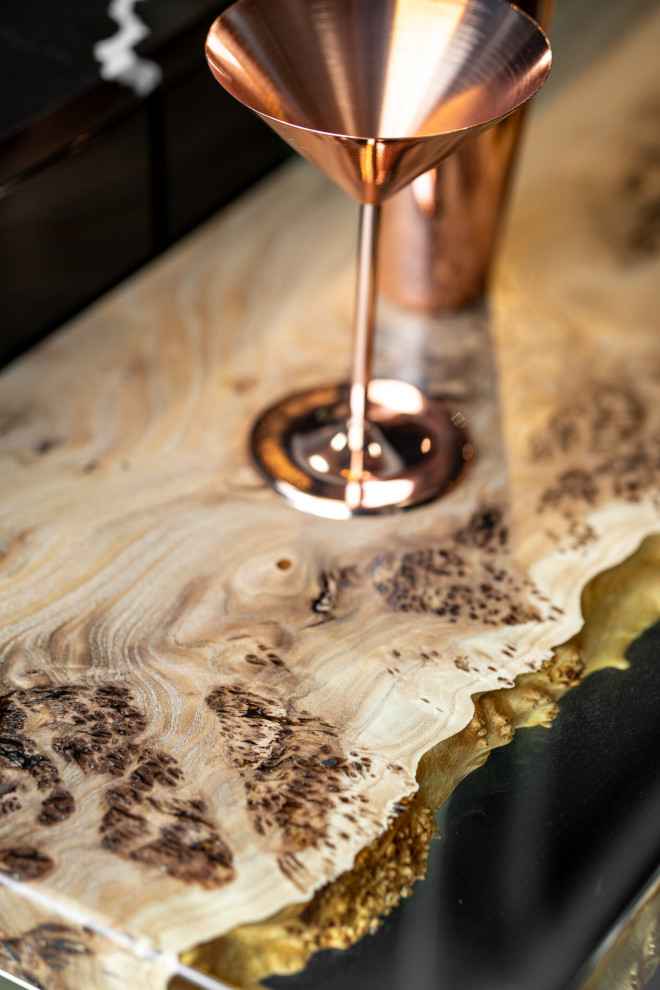 Стол консольный