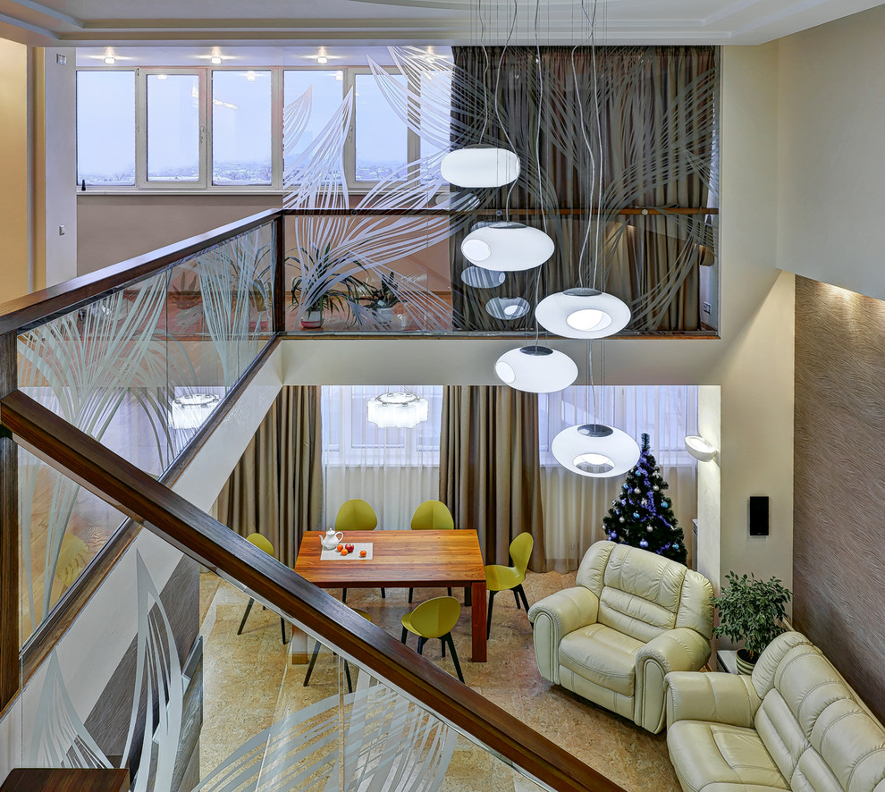 Высоко над городом