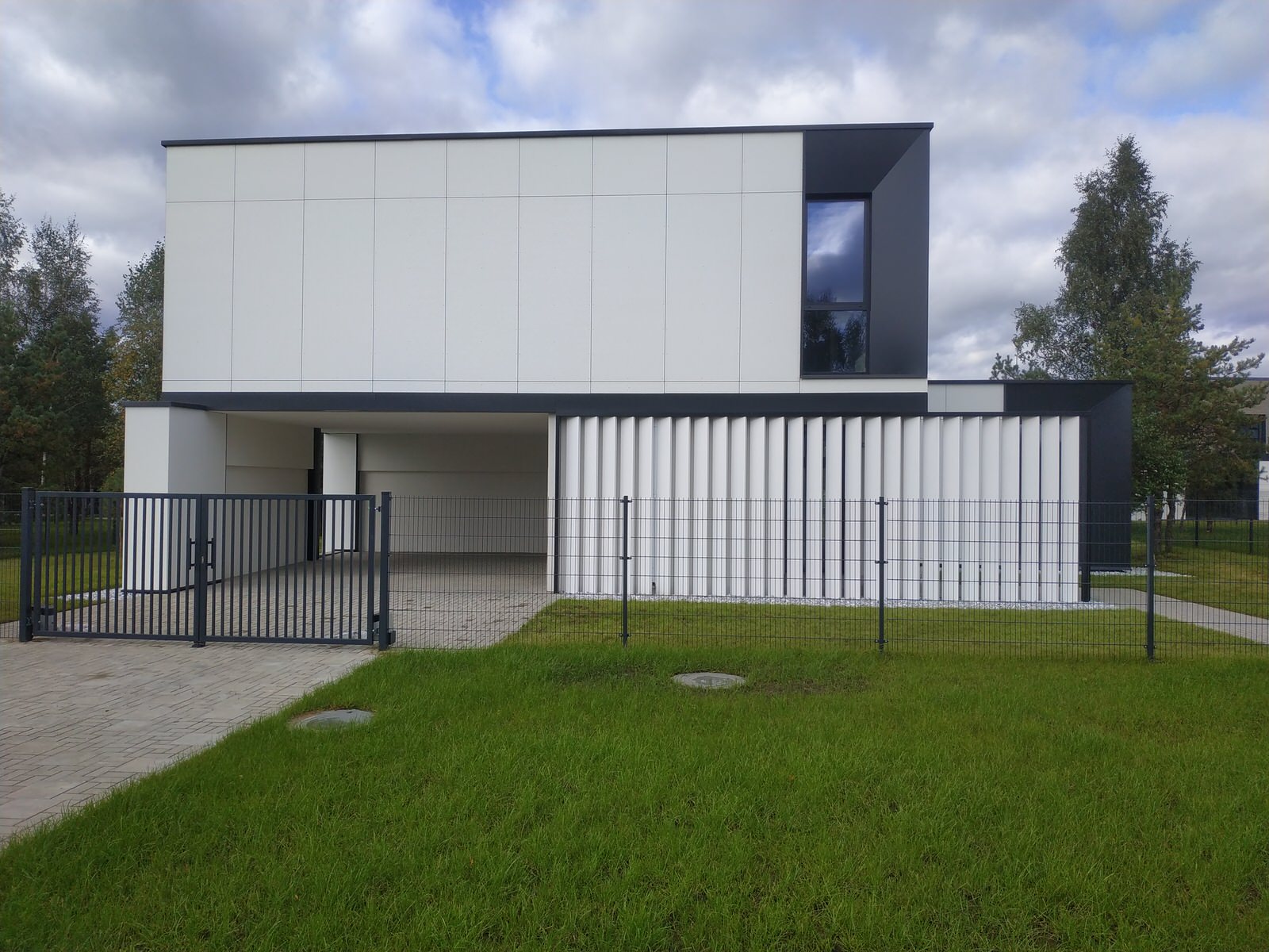 Обложка проекта: House ZG3