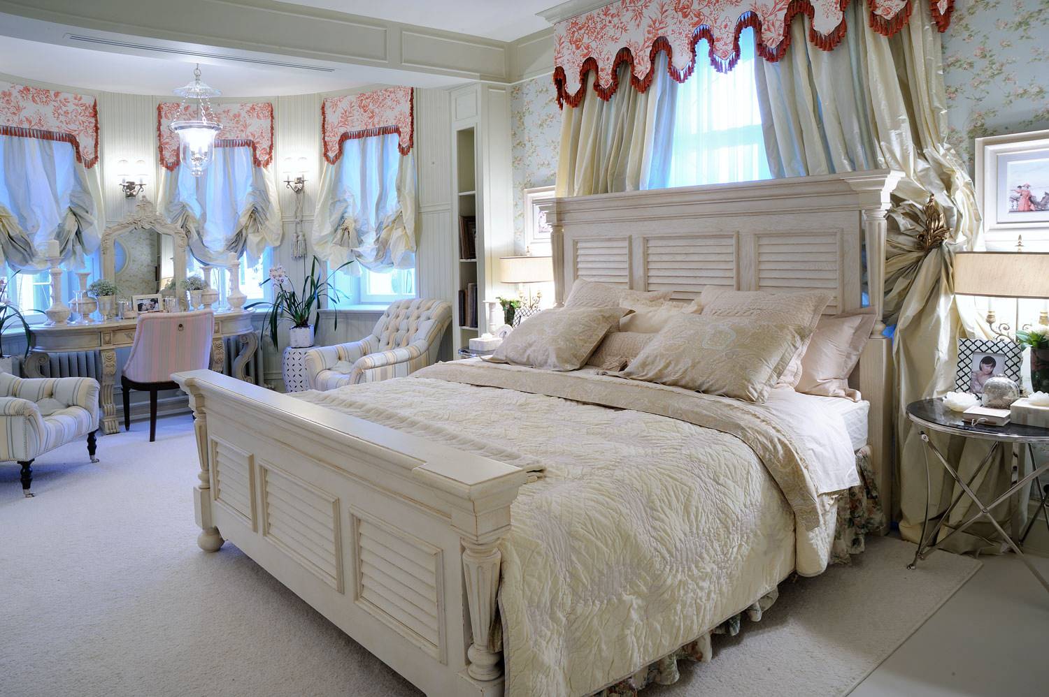 Houzz тур: Два этажа классики с элементами шинуазри