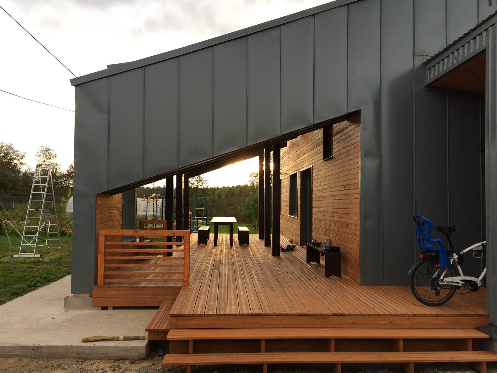 Деревенский дом в современном стиле