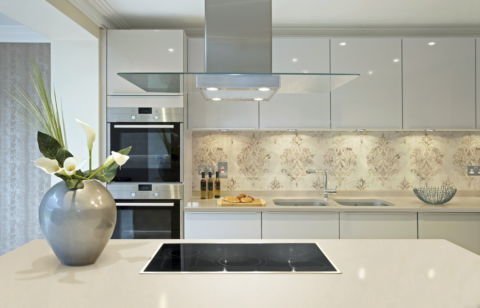 Стеклянный фартук с печатью коллекции "Modelli"