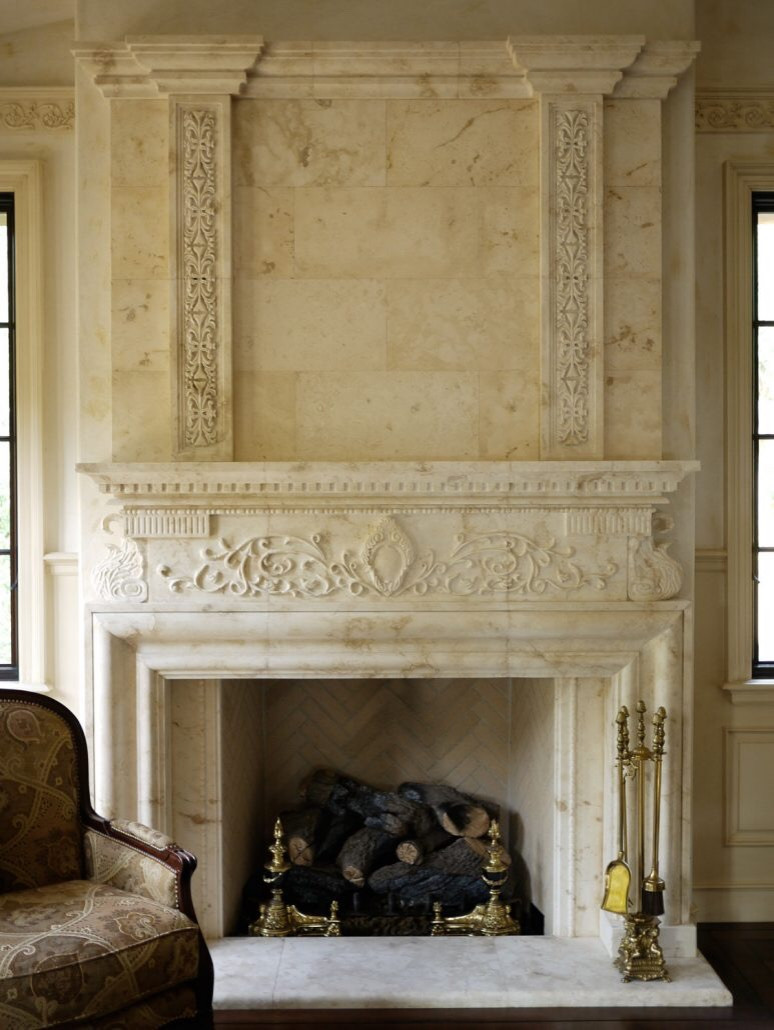 Обложка проекта: Квартира в готическом стиле