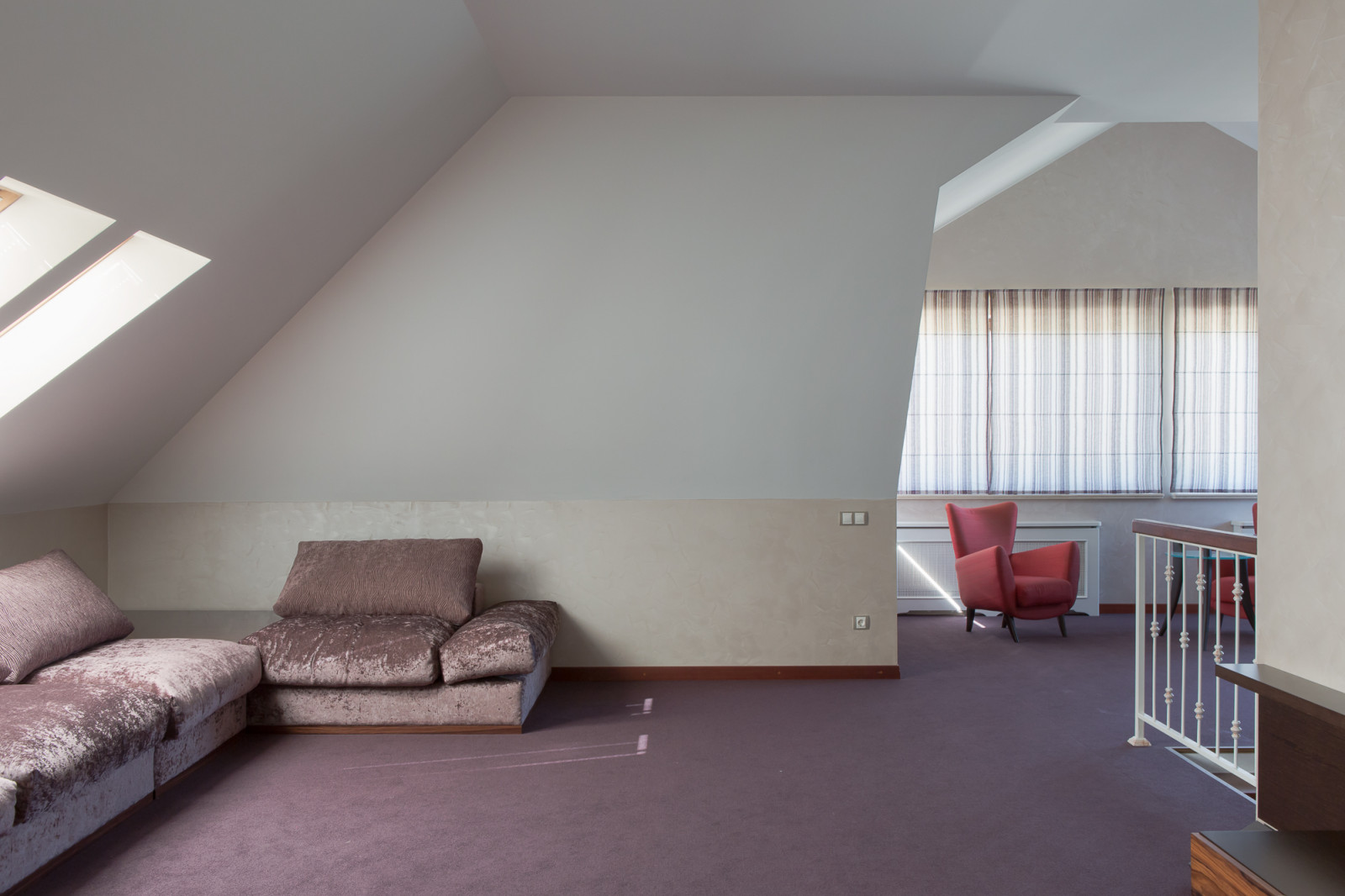 Просторный загородный дом