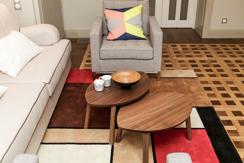 Гостиная в свете фар