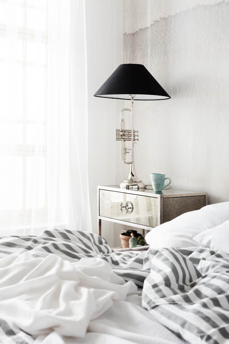 Спальня в гламурном ретро-стиле