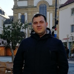 Денис Певнев