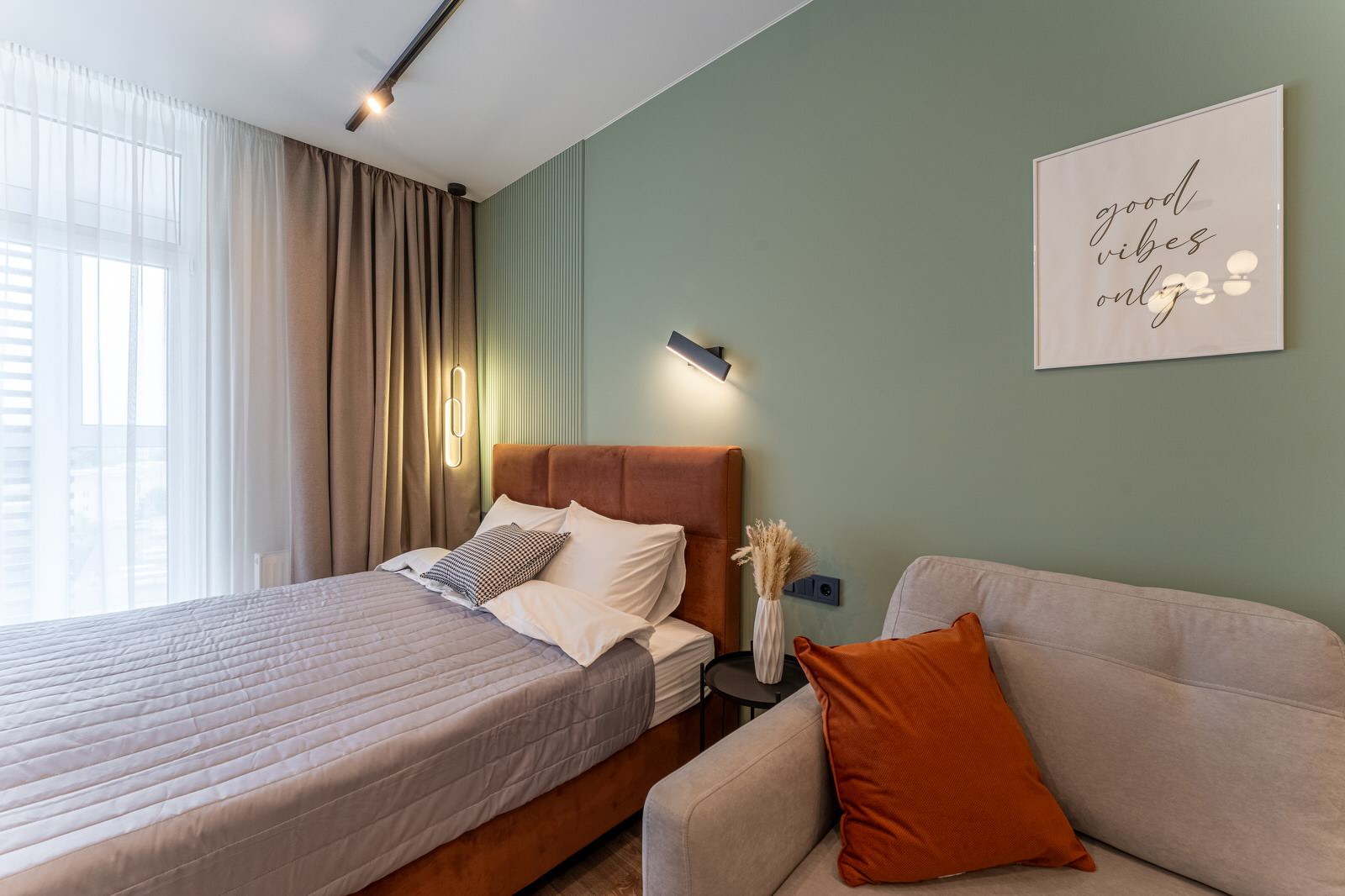 Студия для посуточной аренды в центре города Калининграда