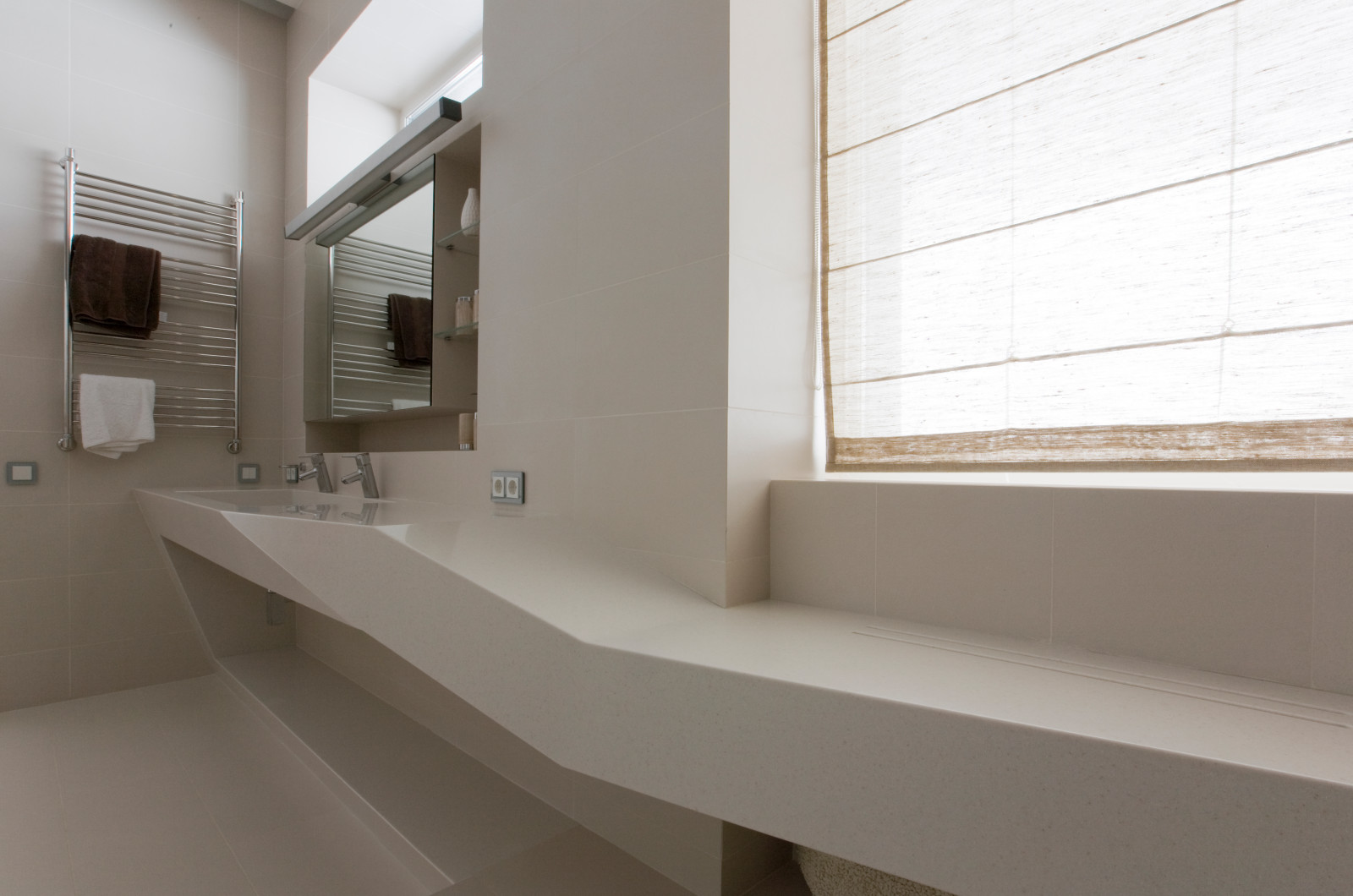 ДОМ В ХОЛМЕ, 450 кв.м.