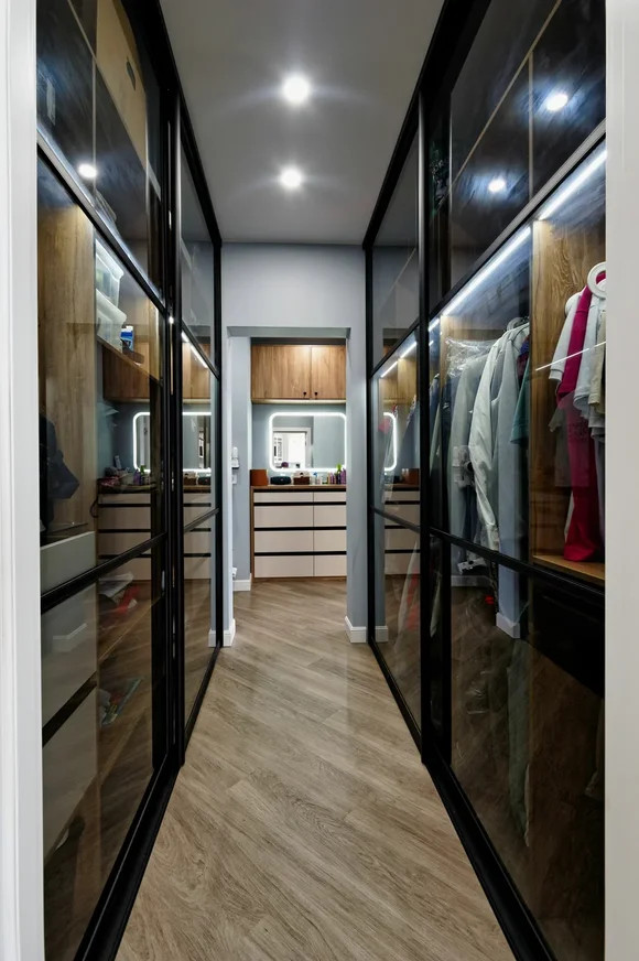 Двухуровневая квартира с видом на озеро Лахта