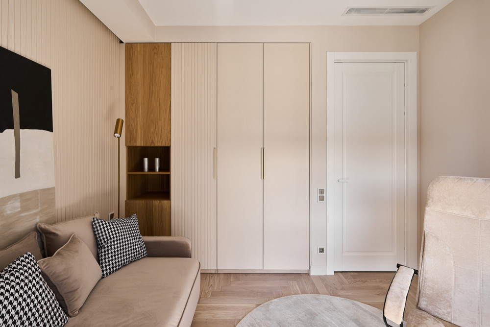 Евро 4-комнатная квартира 130 кв/м с террасой в ЖК «D1»