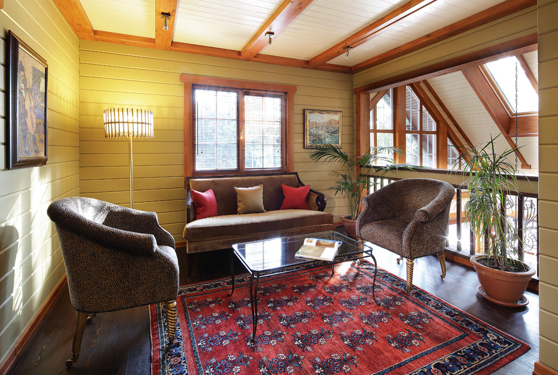 Деревянный дом в стиле американского кантри