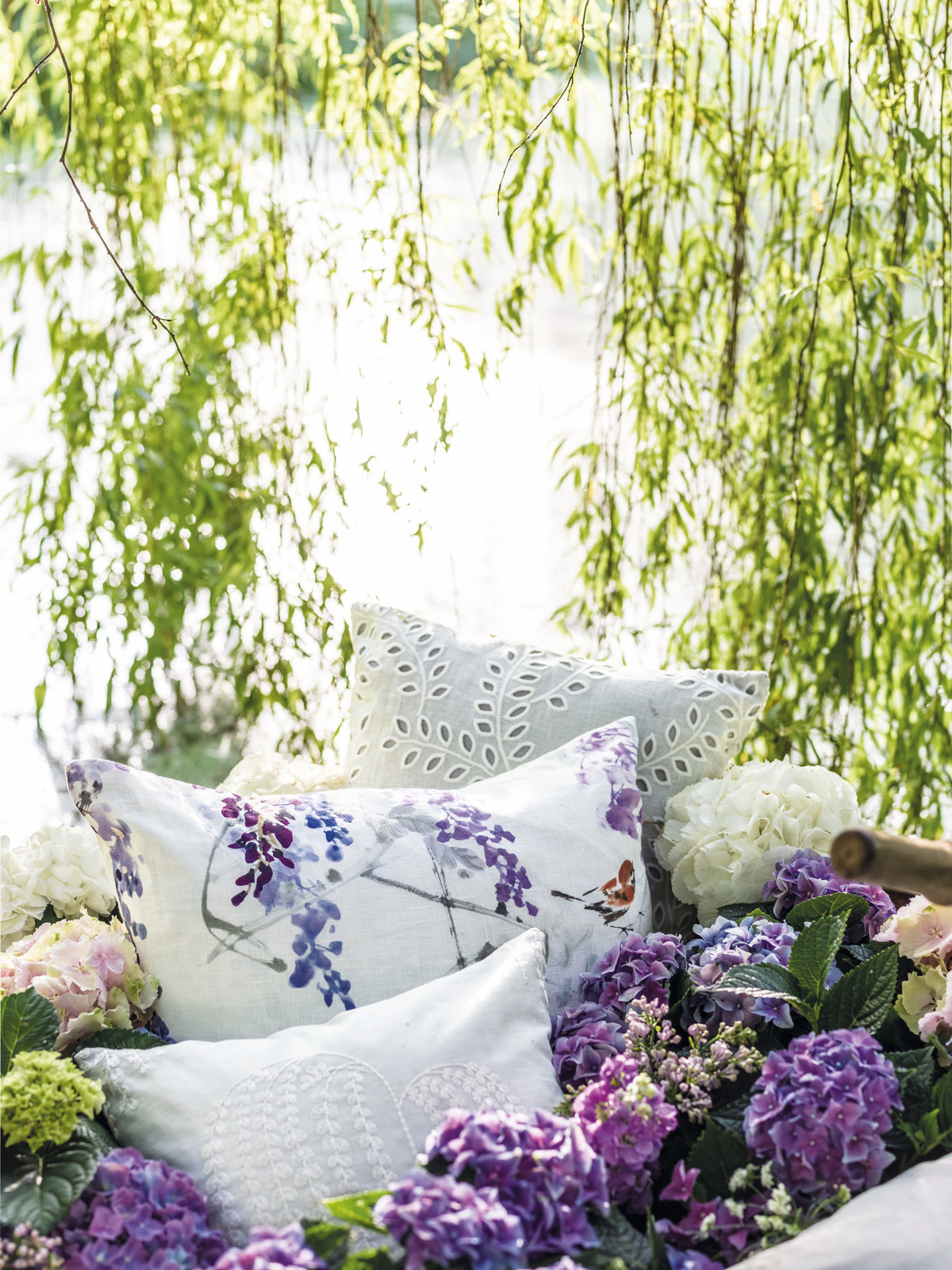 Ткани и обои Waterperry от Sanderson