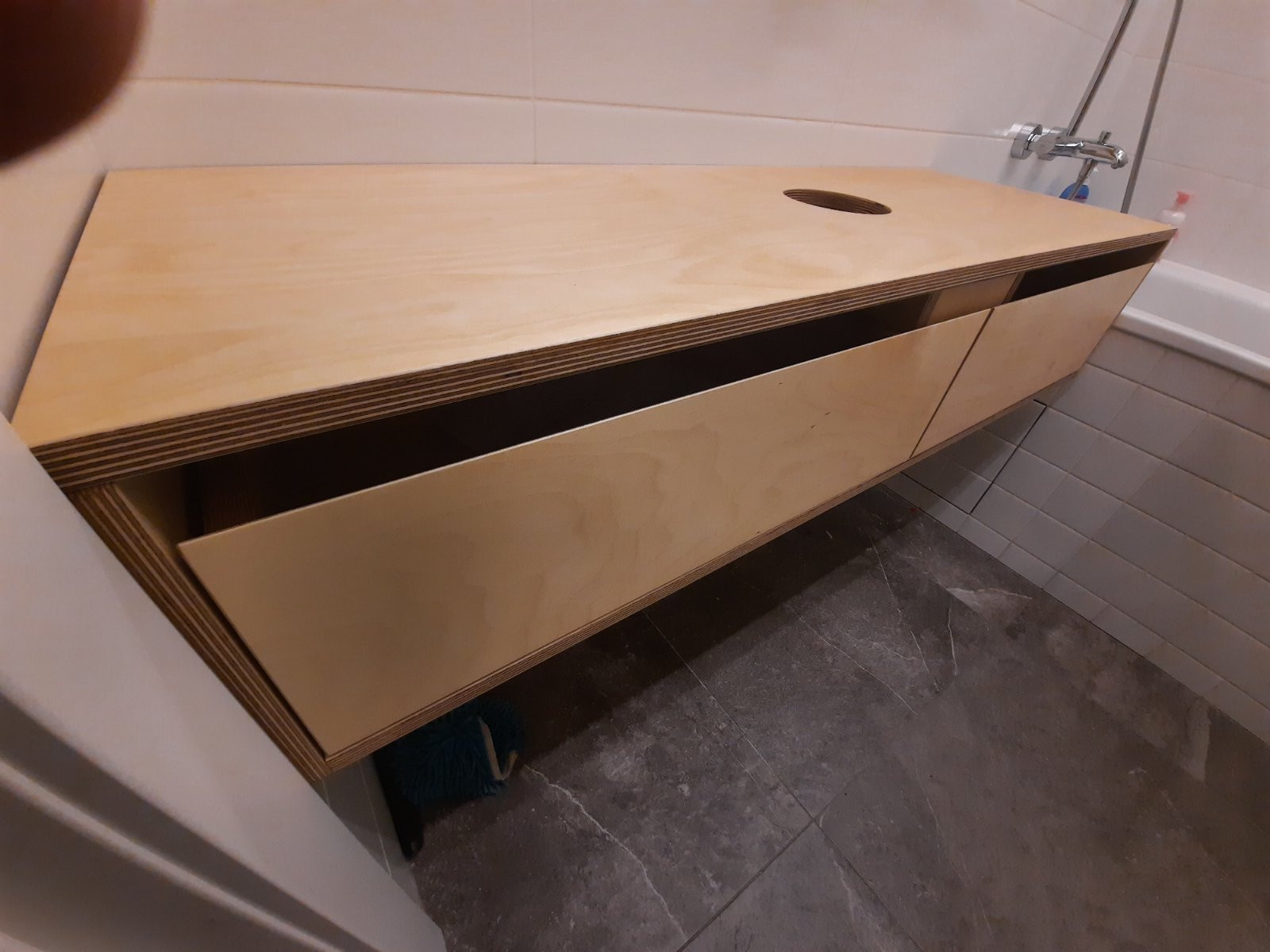 Навесная тумба под умывальник