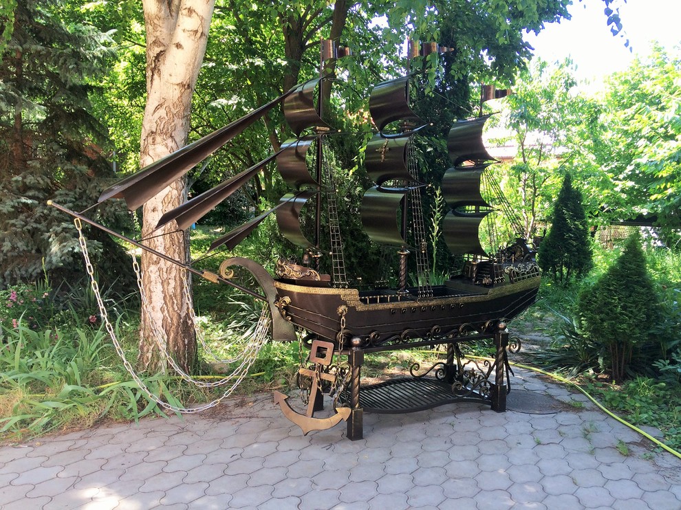 Обложка проекта: Мангал - корабль. Высокохудожественная ковка