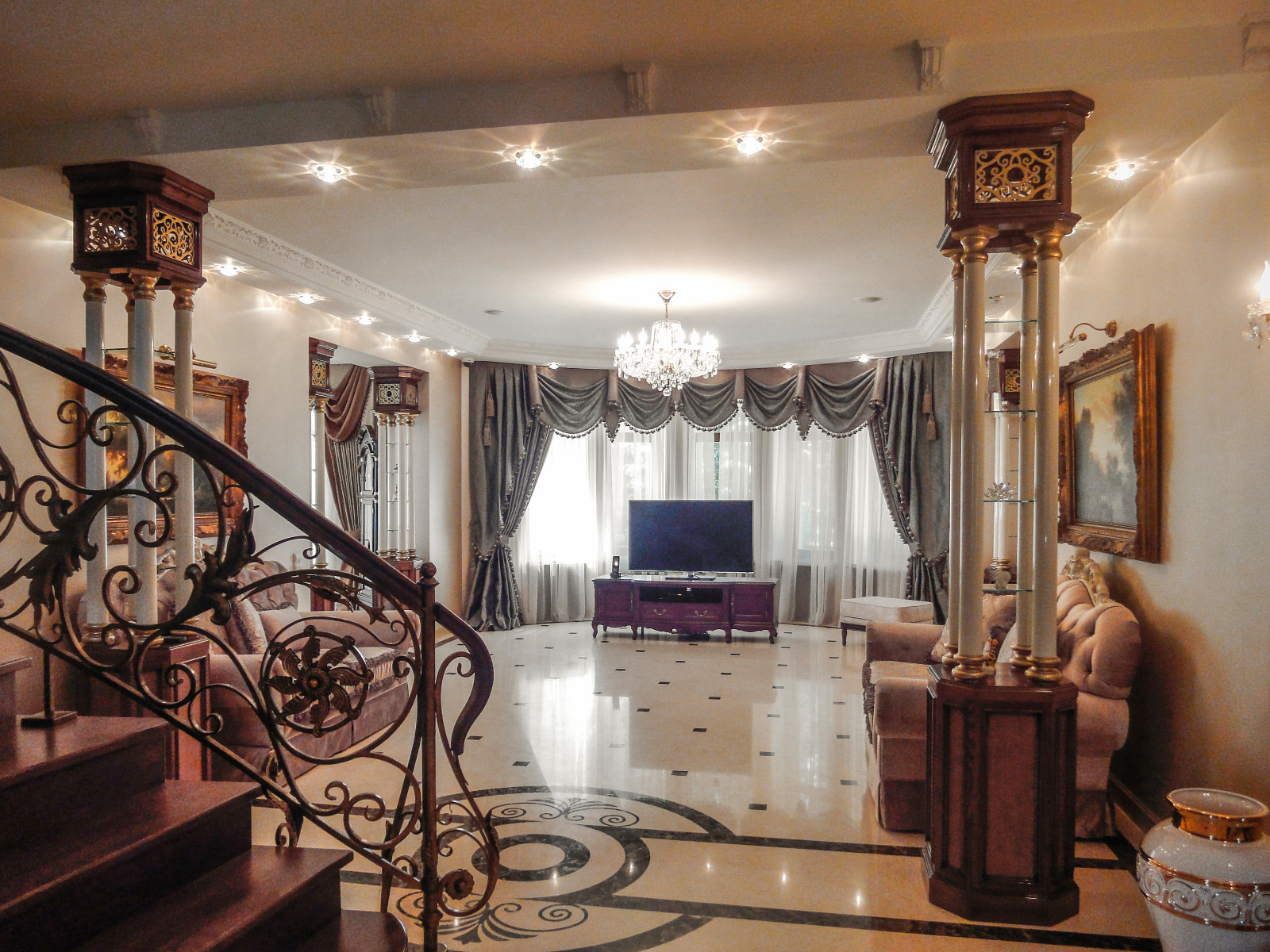 "Родовое поместье"