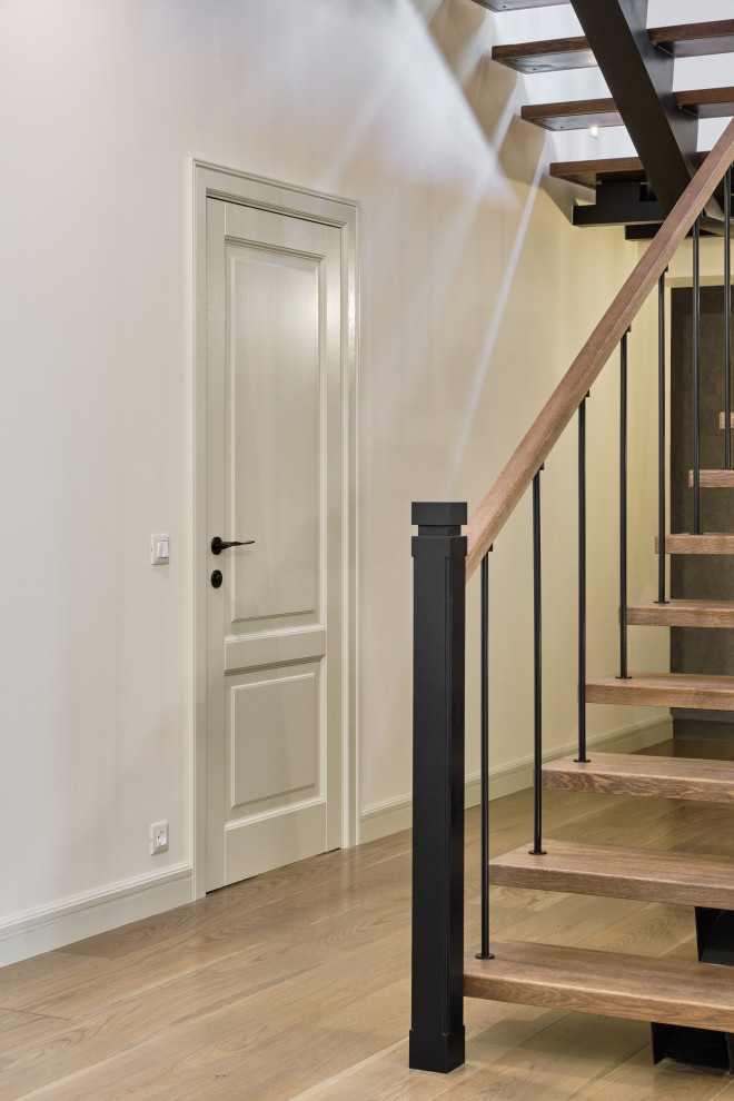 Кантри Ral 1013 в интерьере дома