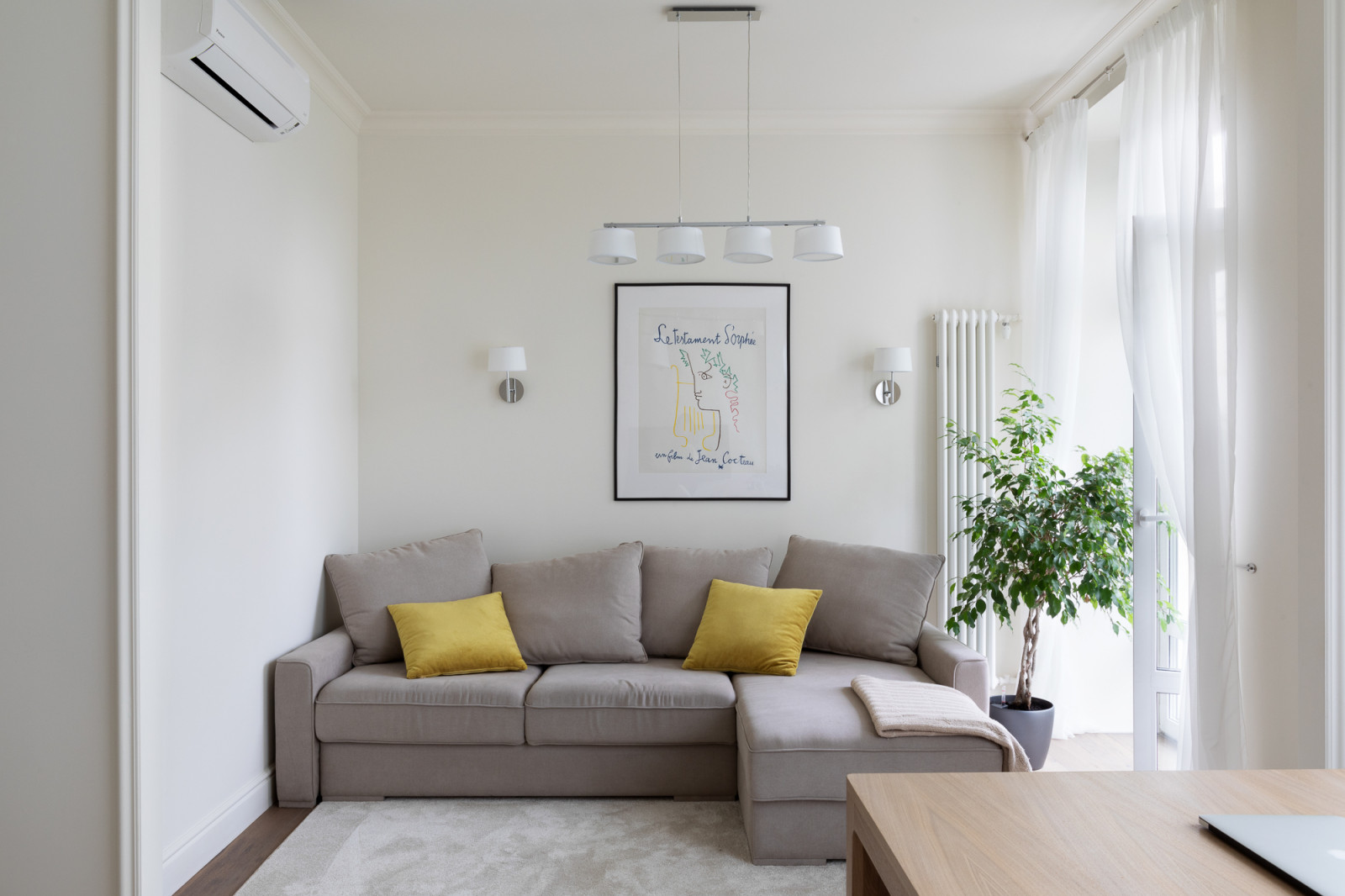 Обложка проекта: Minimalistic apartment for Village Magazine