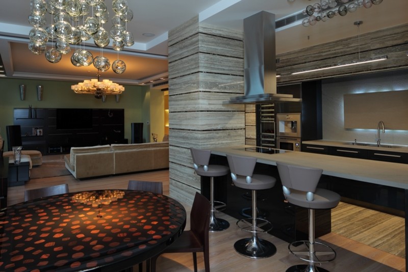 Квартира на набережной Москвы реки