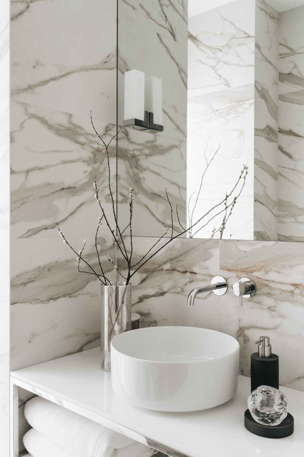 Houzz тур: Маленькая квартира в доме архитектора Боссе