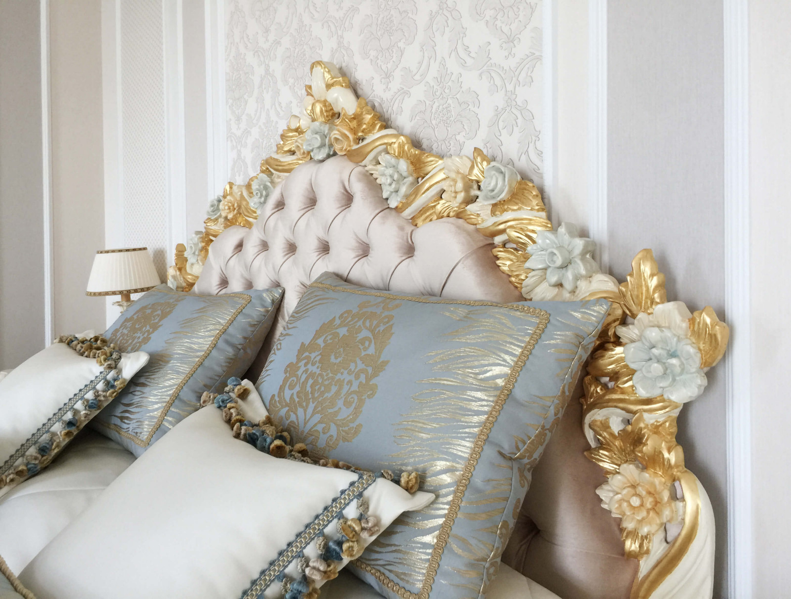 Дизайн интерьера дома в классическом стиле. Реализованный проект.