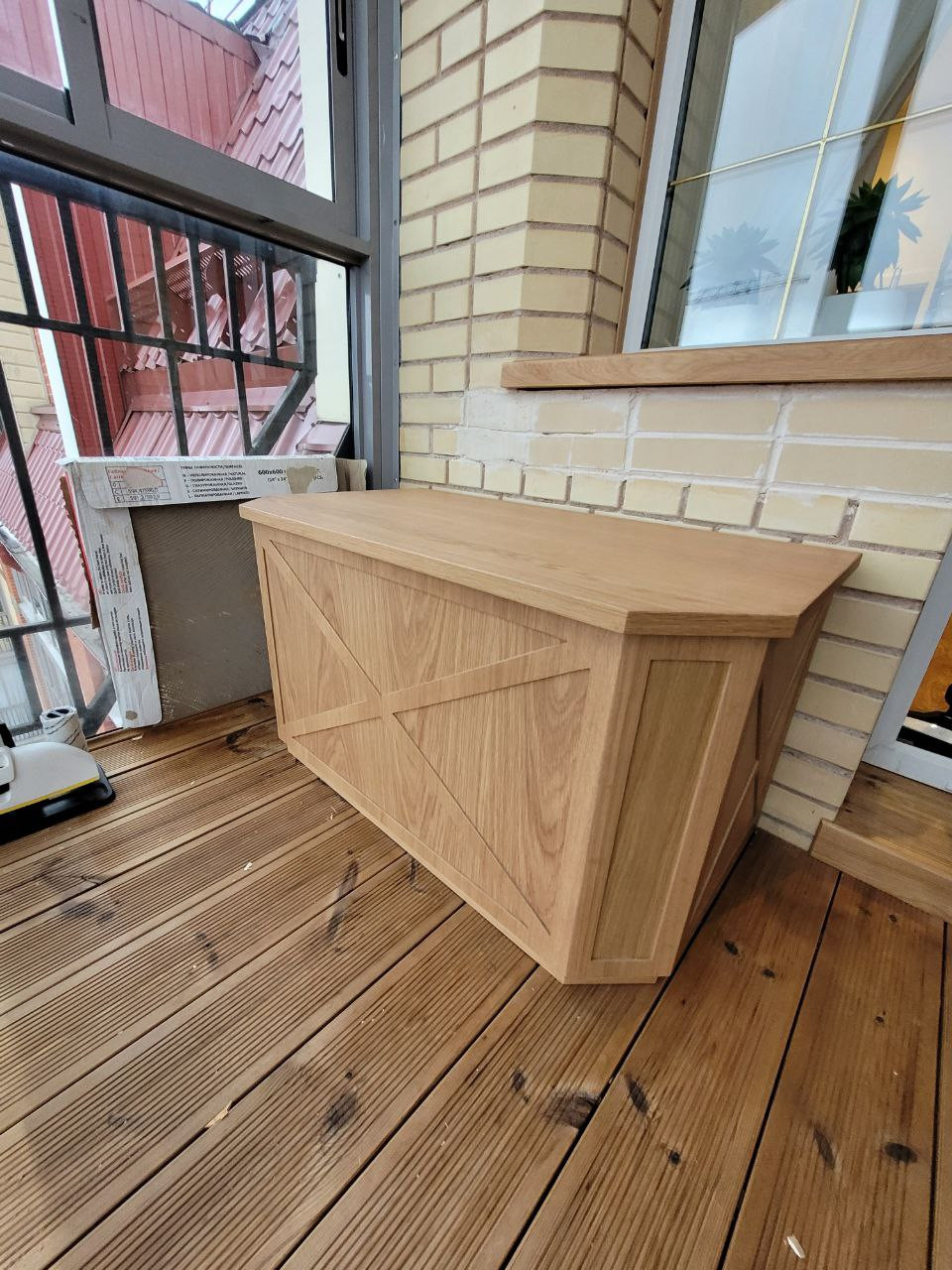 Обложка проекта: Мебель для лоджии. Отделка лоджии.