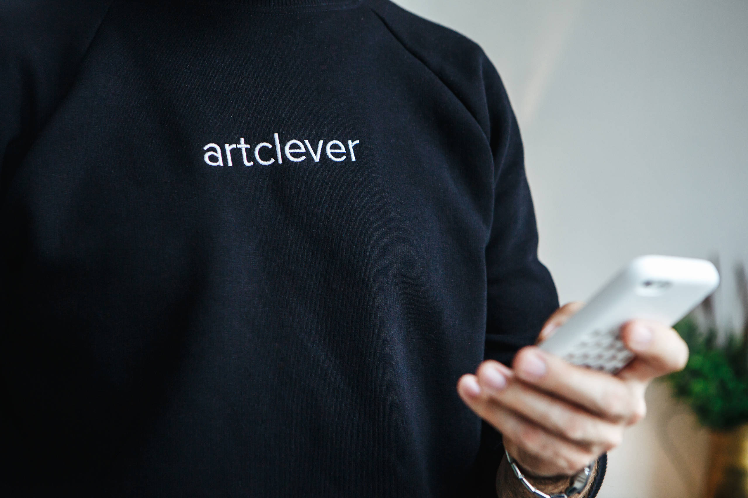 Портрет: Платформа Artclever, где учат визуальным искусствам