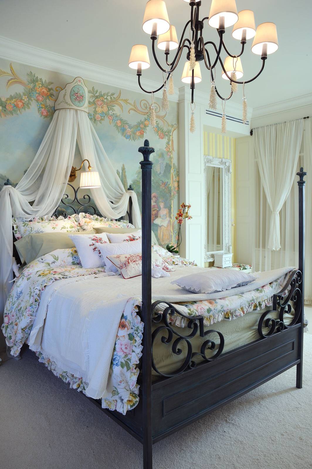 Houzz тур: Два этажа классики с элементами шинуазри