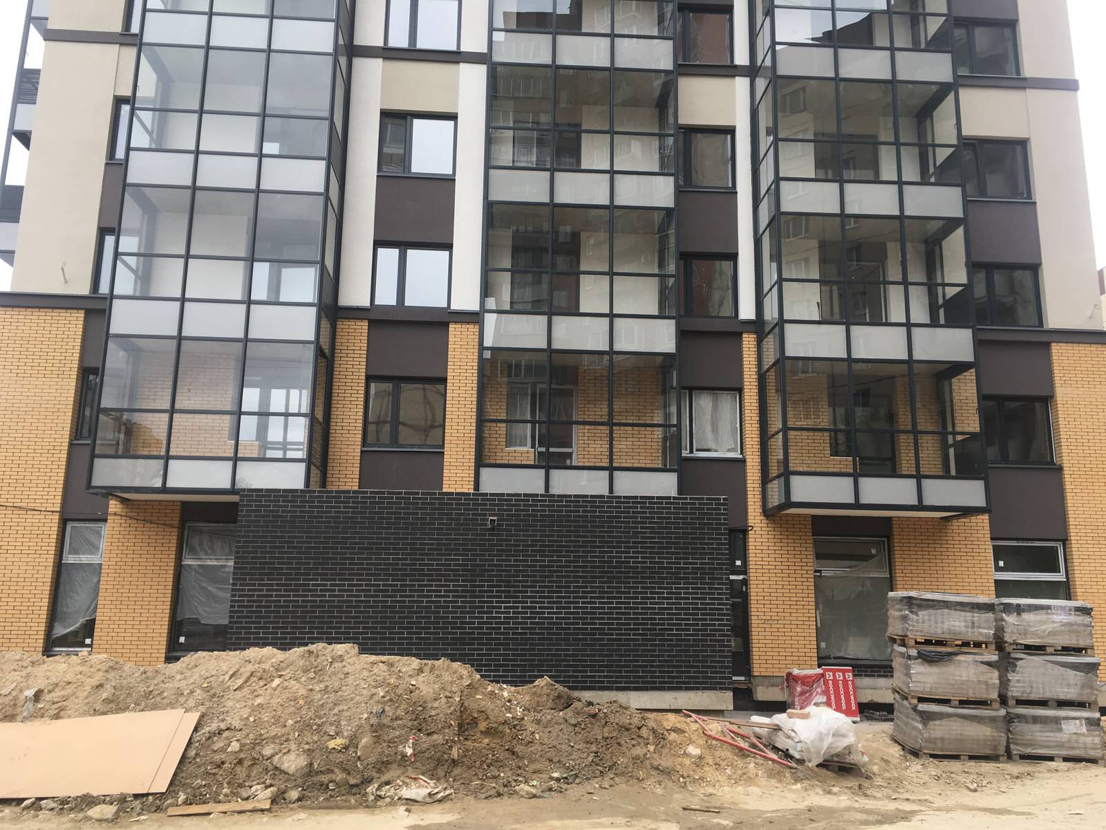 Евгений Белов