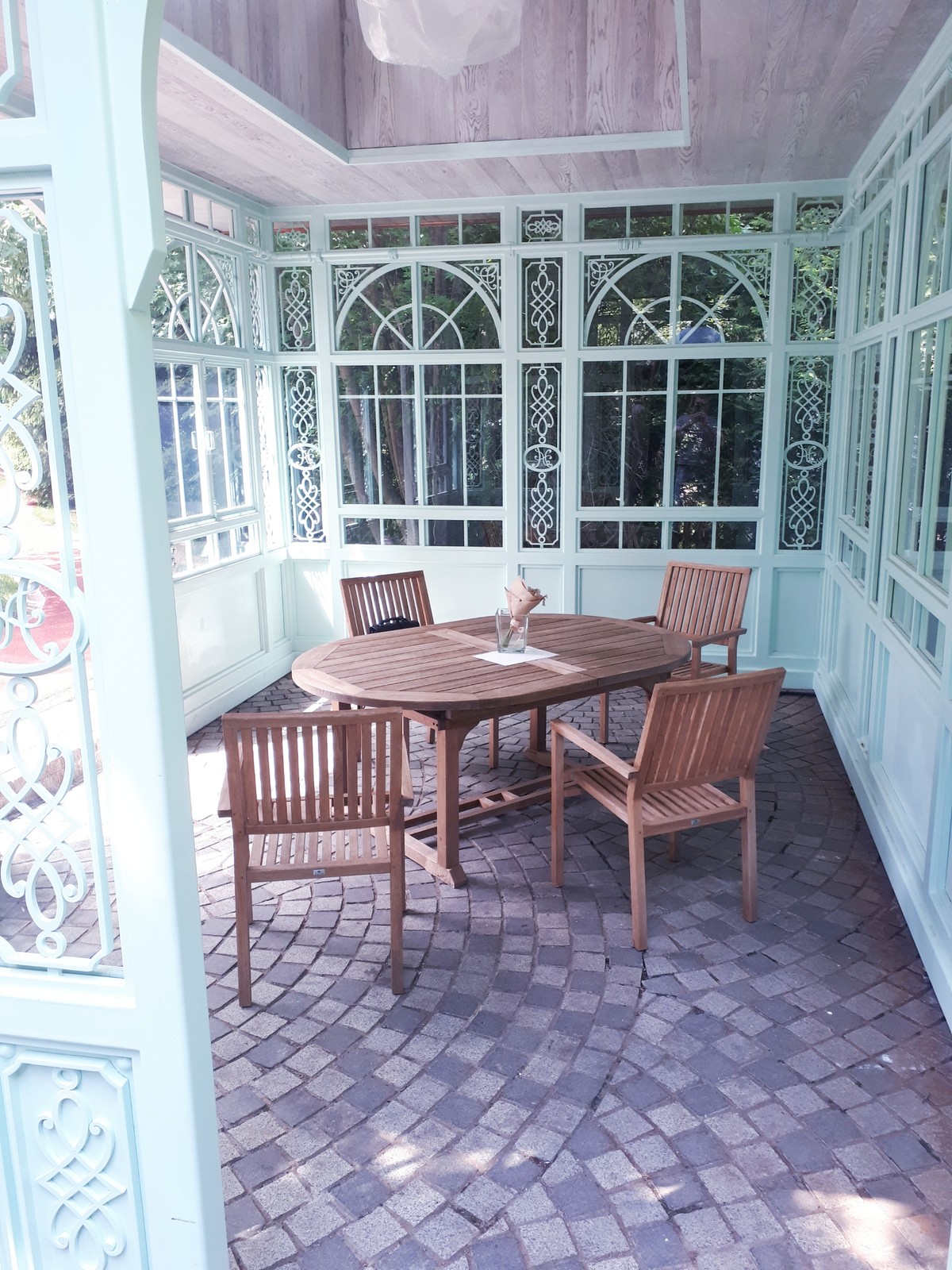 Павильон-Беседка и обустройство зоны барбекю "Резиденция Бенелюкс"