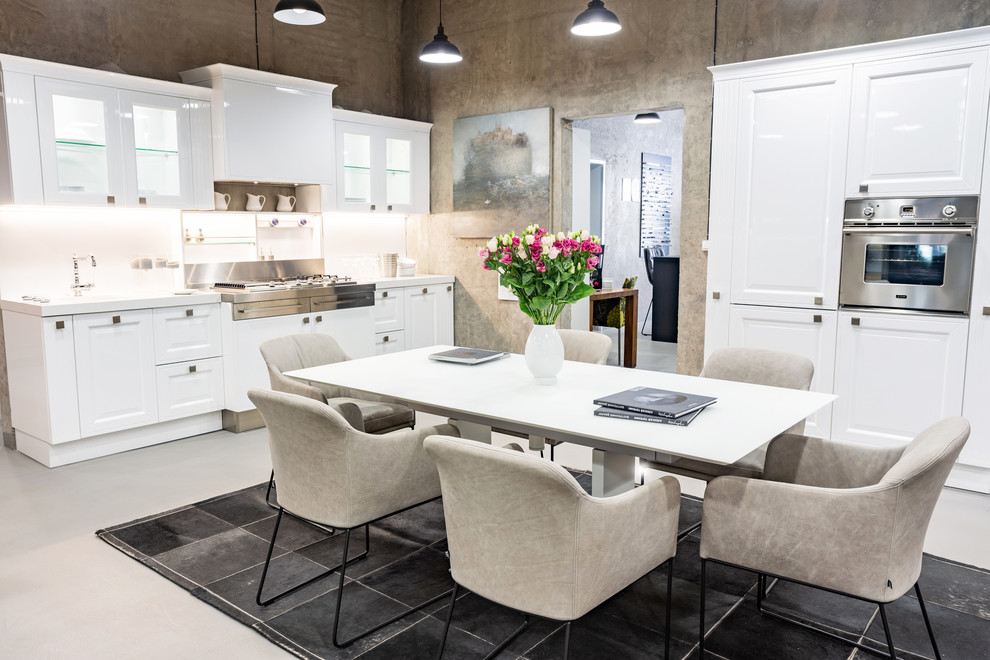 Giulia Novars, Москва ул. Мосфильмовская, д.53