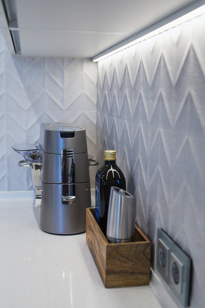 3к.кв. 80м.кв. - ул Репищева