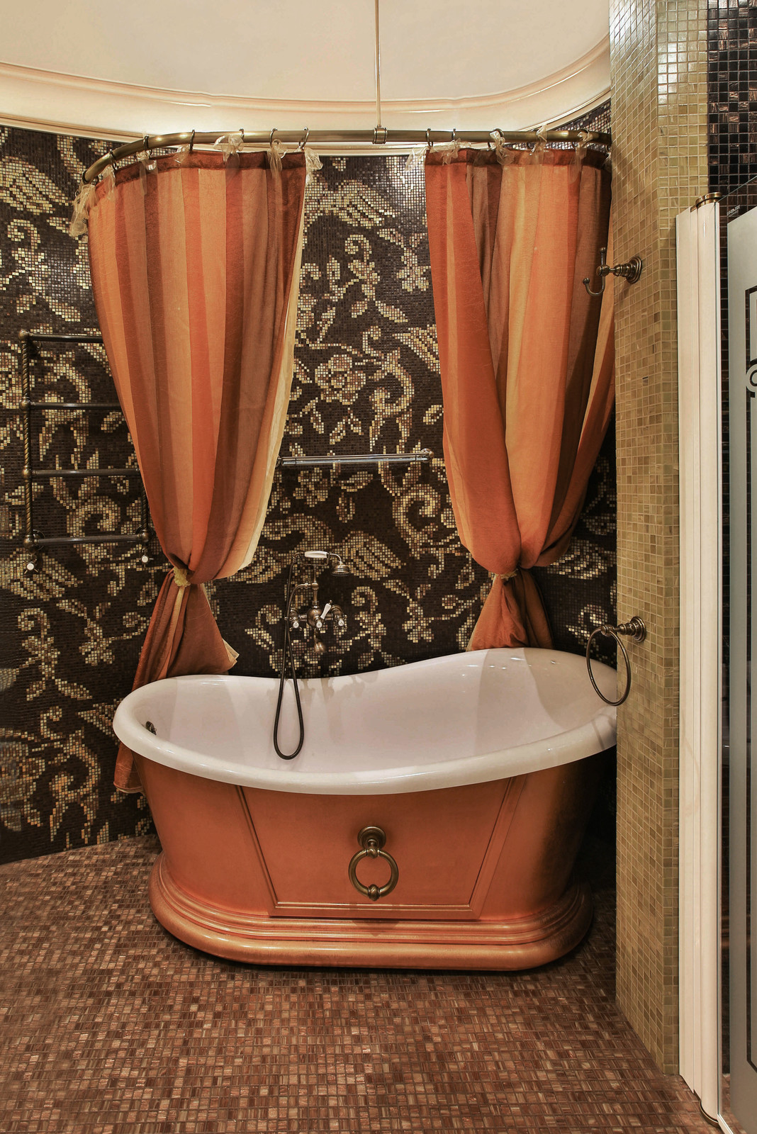 квартира в классическом стиле 235м2