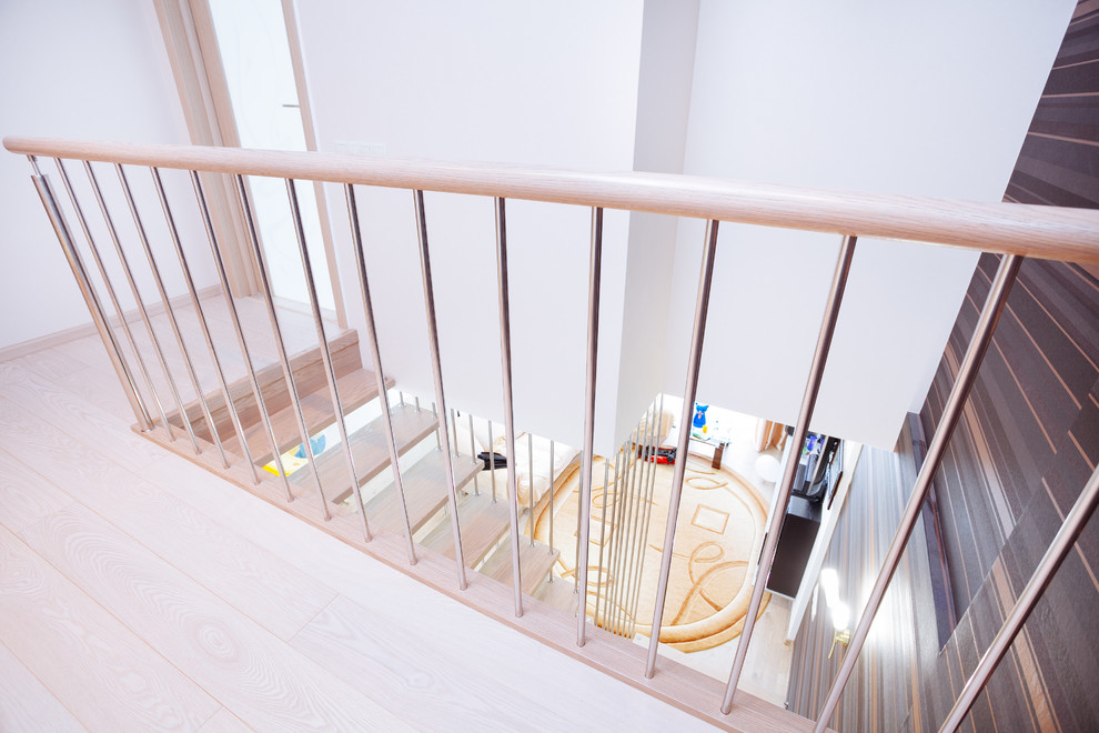 13. Лестница на больцах в квартире по ул. Ярмарочная г. Чебоксары