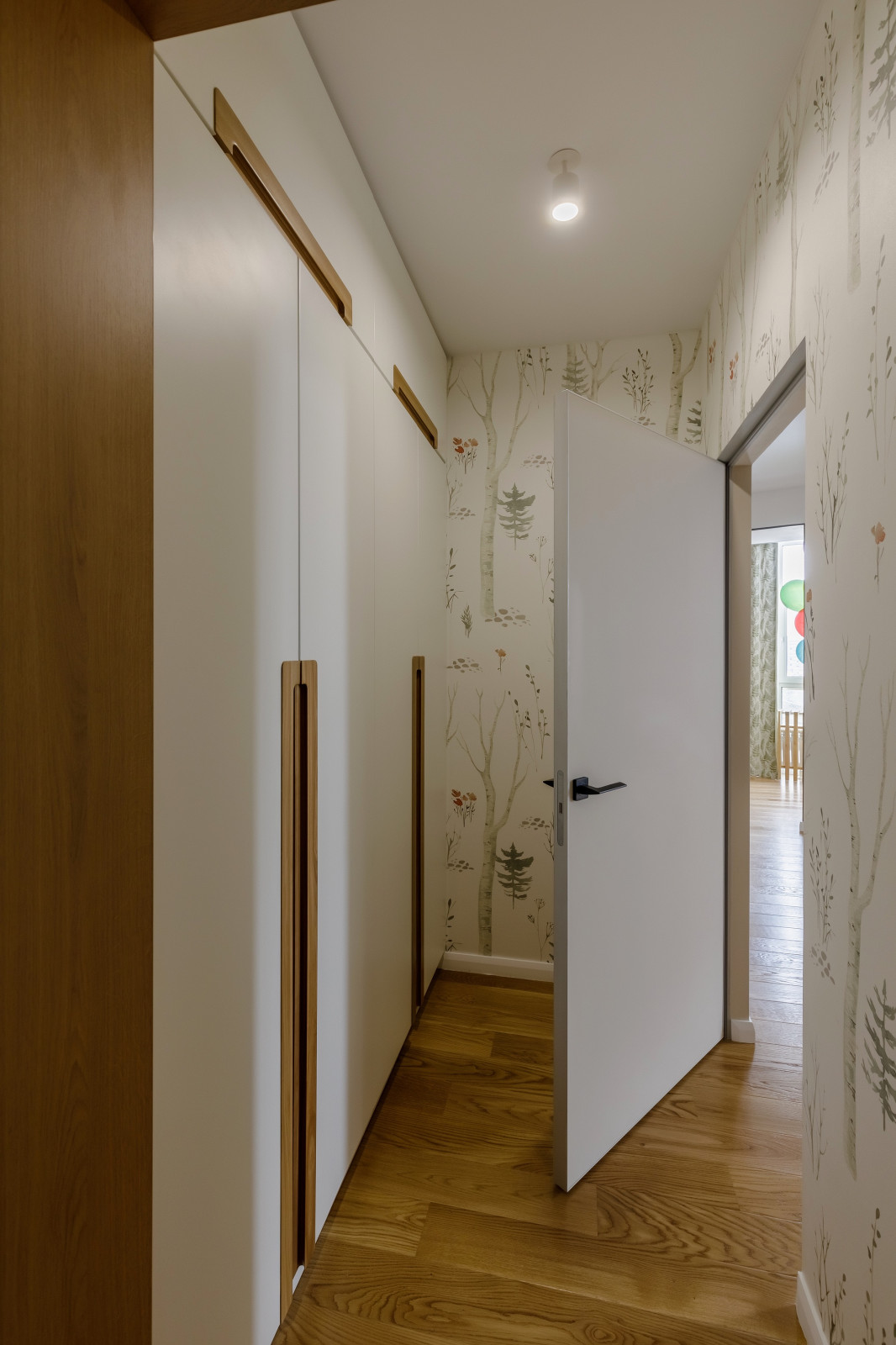 "Саяны"  Квартира в эко стиле