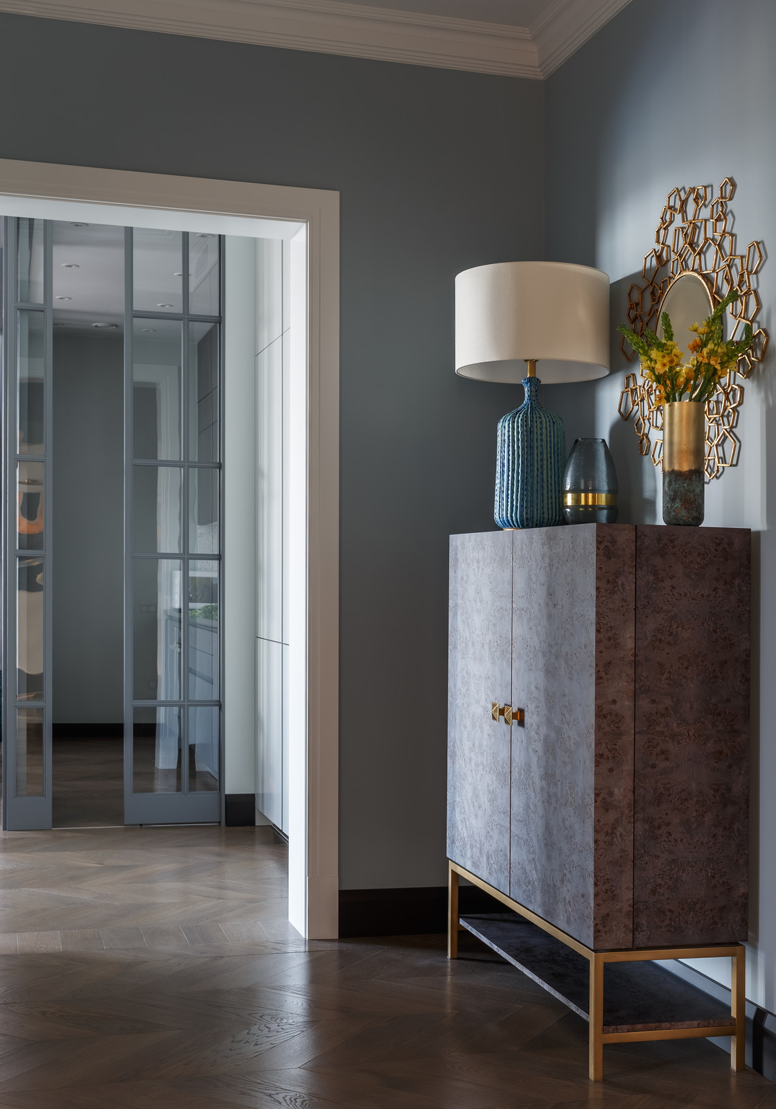 Квартира на Мосфильмовской совместно с Ириной Марченковой